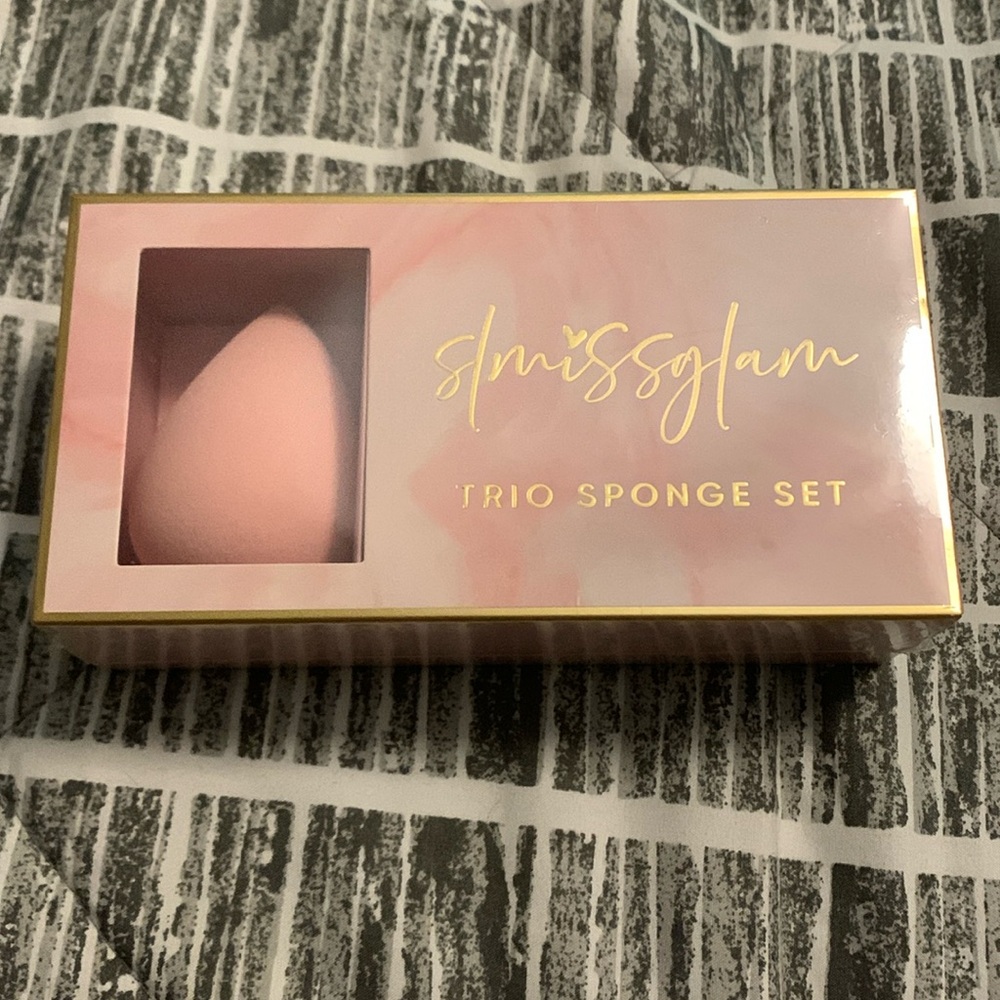 SLMISSGLAM Trio Sponge Set - 3-Piece Beauty Blender + Stand (Brand New)